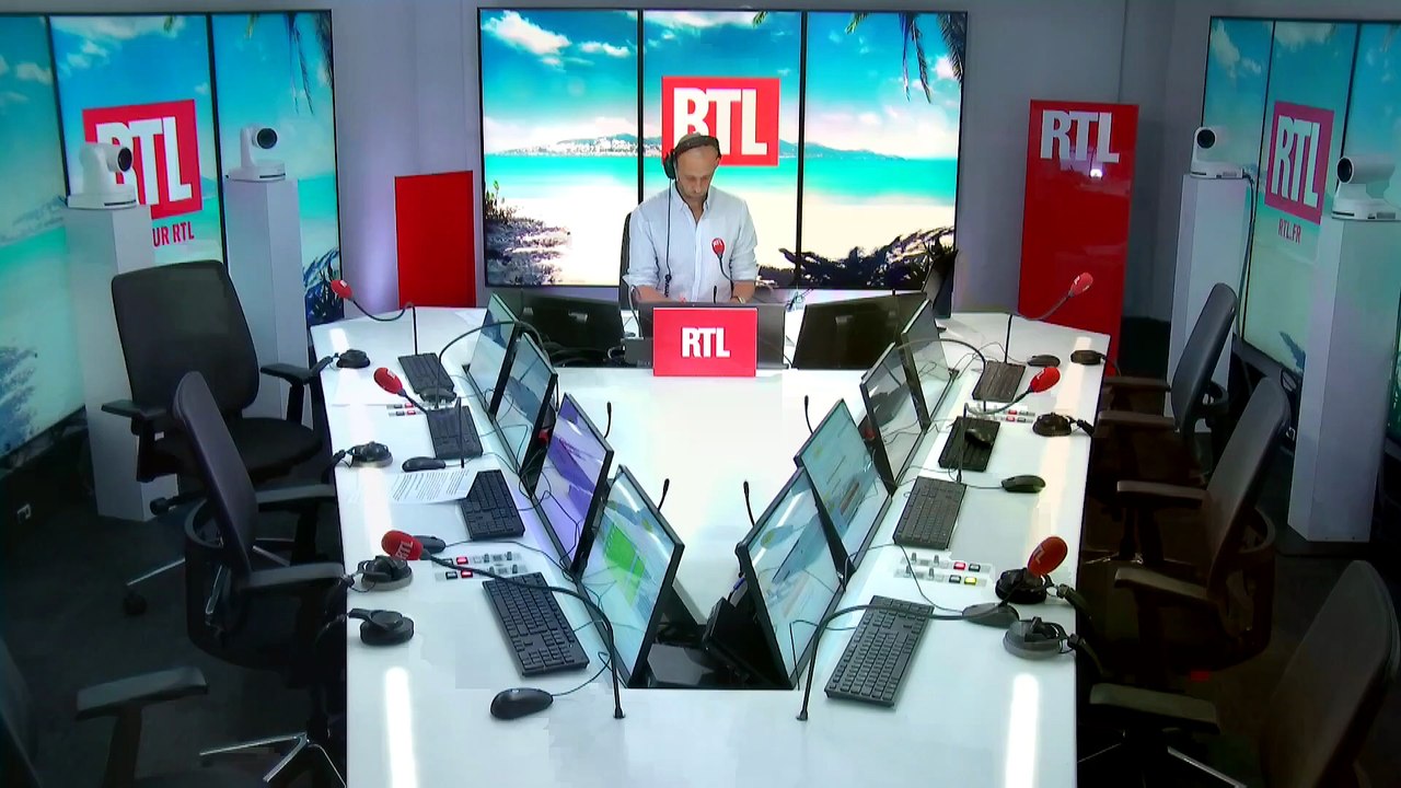 "Premiers mots, premiers pas... On ne sait plus si on parle d'un bébé ou du Pape"