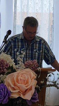 Nosotros no somos del mundo. Manuel de Punta Umbría. 🙏