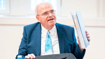 Falschaussage-Prozess gegen Ex-Justizminister Brandstetter