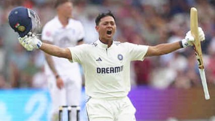 Yashasvi jaiswal ki shandar century
