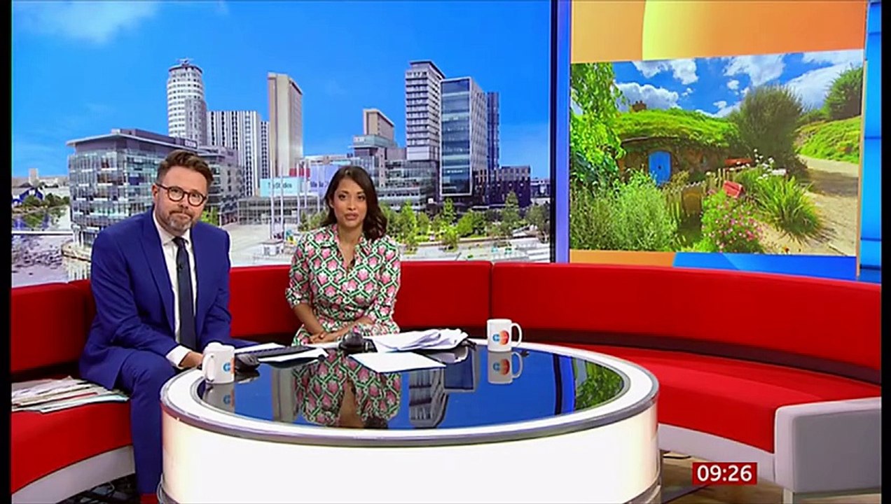 Une première édition du « Hobbit » de l’écrivain britannique Tolkien, découverte par hasard lors du débarras d’une maison à Bristol, vendue aux enchères pour 49.300 euros - VIDEO