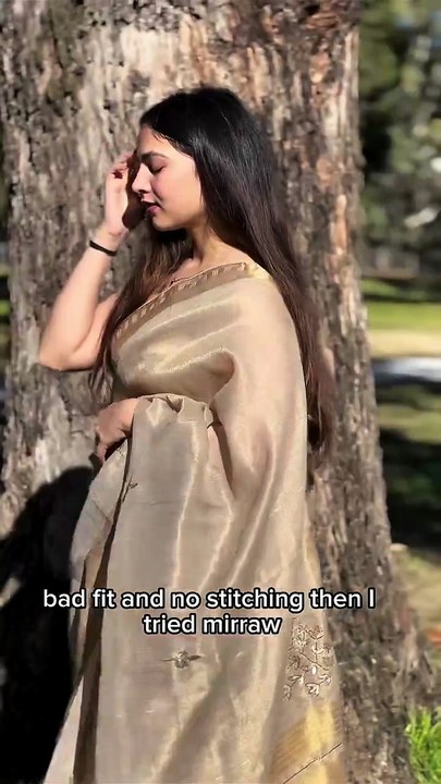 A Customer from Australia Shares Her Great Experience with Mirraw Saree 🥻✨❤️