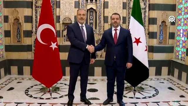 Dışişleri Bakanı Fidan, Şam'da; Dışişleri Bakanı Şeybani karşıladı, Cumhurbaşkanı Şara ile görüştü