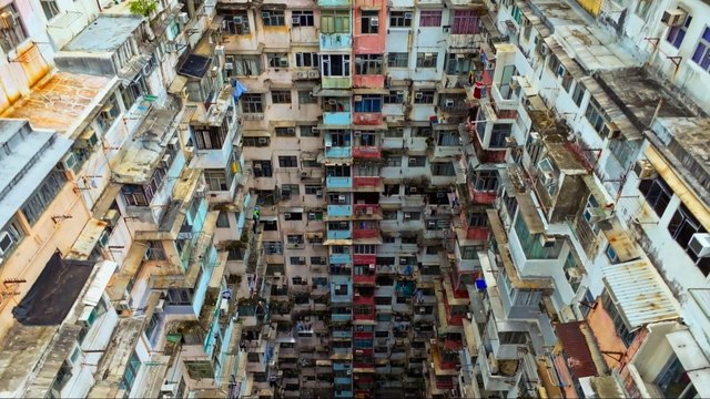 Pisos ataúd: la locura de vivir en 1,5 metros cuadrados