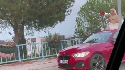 Çeşme’de trafiği tehlikeye atan dans kamerada