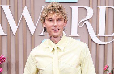 Machine Gun Kelly dévoile son régime inhabituel : "Je mange environ deux fois par semaine"