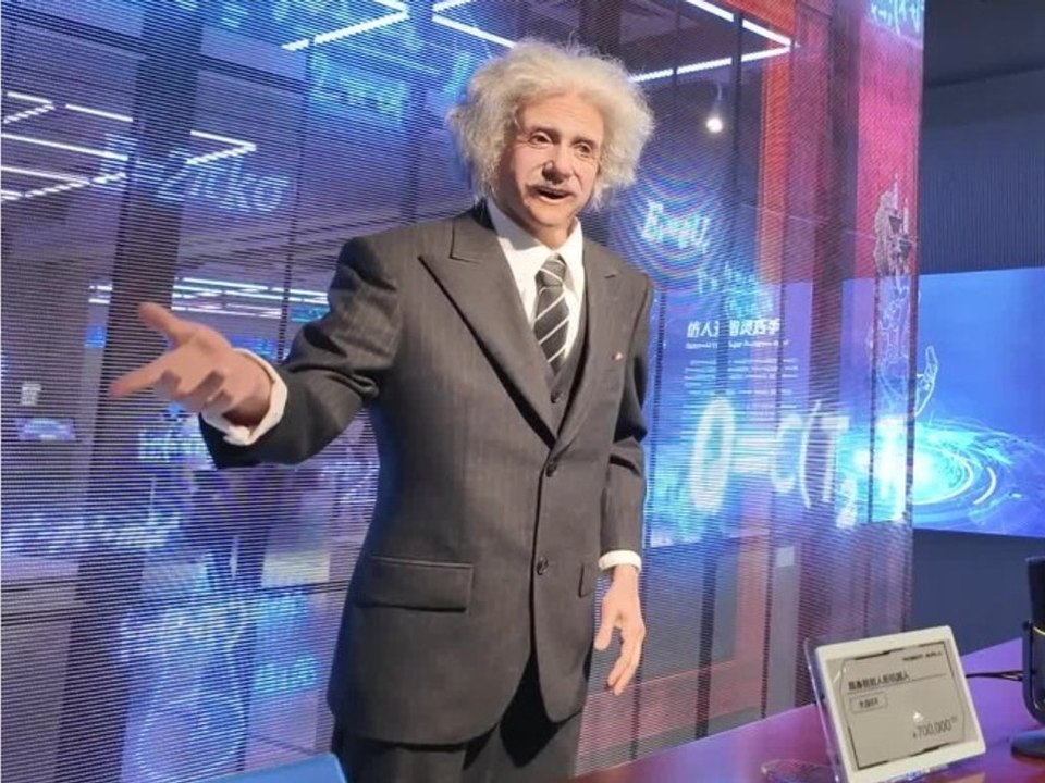 Robot Mall eröffnet: Hier gibt es den KI-Einstein zu kaufen