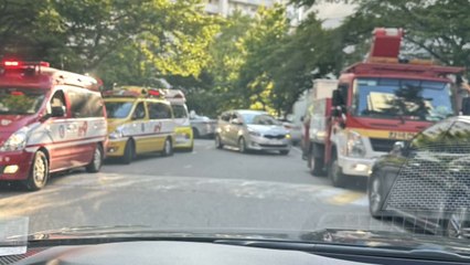 인천 2,200세대 아파트 정전...엘리베이터에 갇힌 7명 구조 / YTN