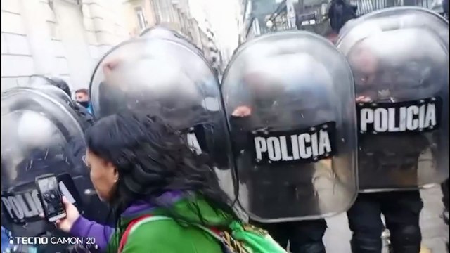 La Policía de la Ciudad reprimió la marcha de los jubilados