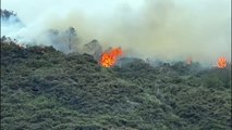 Huge flames and thick smoke as fire rages on Arthur's Seat