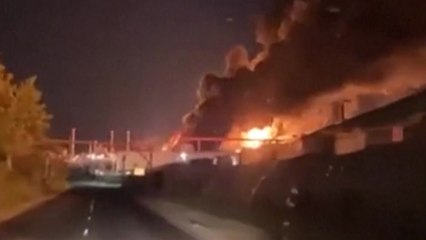 우크라 "러 정유시설 공격"...러시아도 자포리자 공습 공방 / YTN