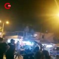 İhbara gelen polislere bıçak çektiler: 4 gözaltı!