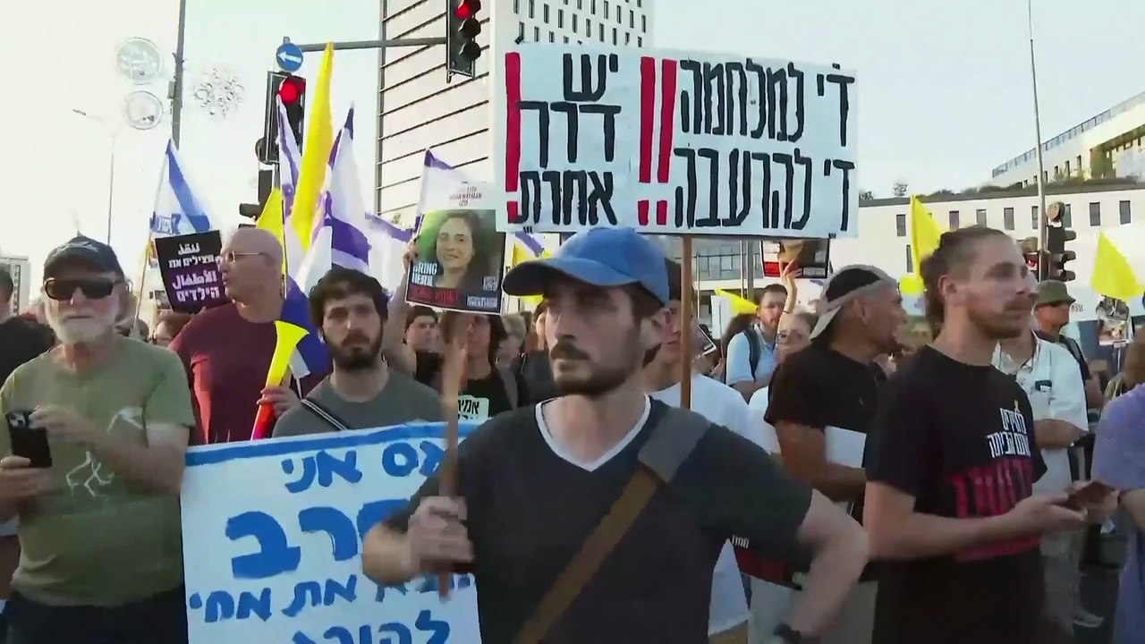 Rodziny zakładników dołączają do ogólnokrajowych protestów przeciwko ofensywie w Gazie