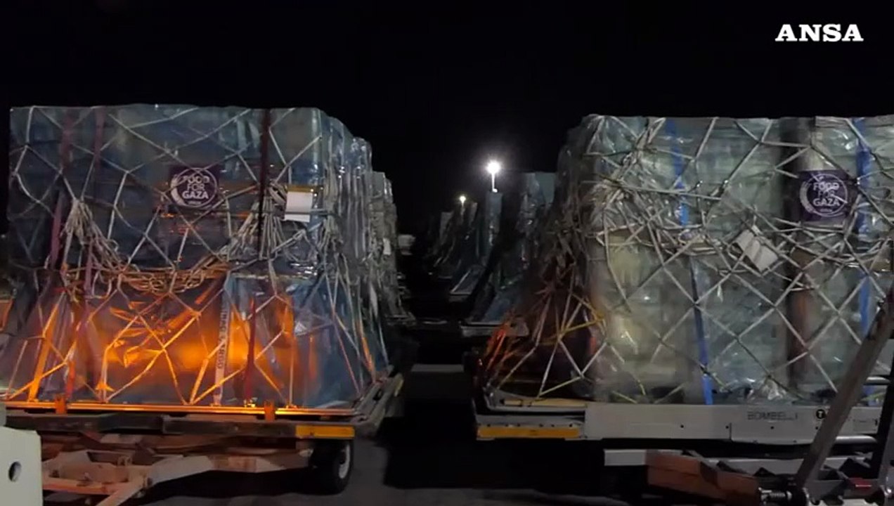 Food for Gaza, partiti da Fiumicino gli aiuti umanitari