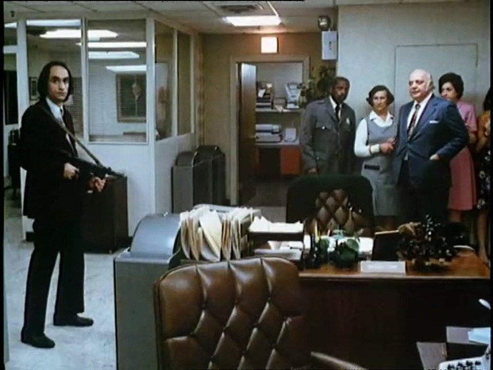 Hundstage 1976 Trailer 1 deutsch