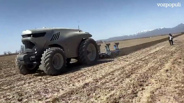 Un tractor autónomo que funciona con IA: China dice adiós a los agricultores con la creación del Honghu T70