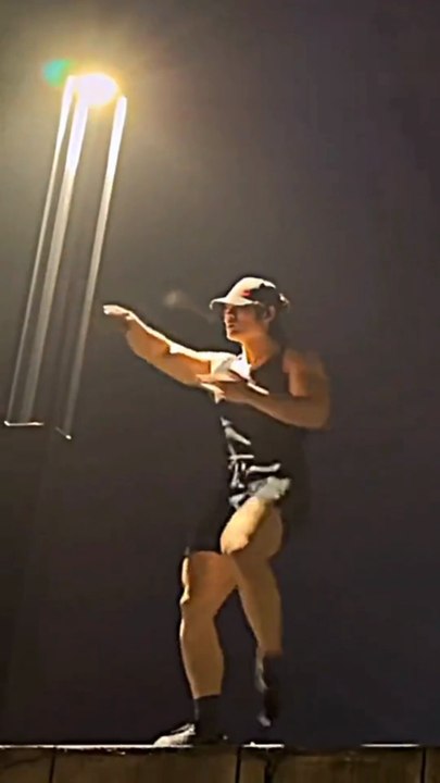 “This Boy’s Gym Journey Will Blow Your Mind! 😲🏋️‍♂️”
