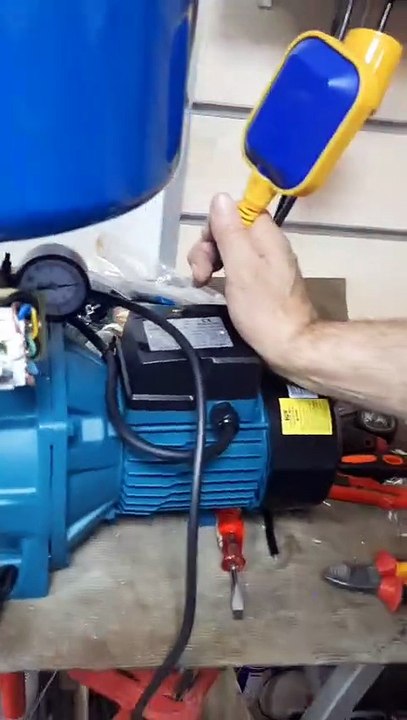 Hidrofor Pompa Profesörü Metin Turhan 40 Yıllık Deneyim Telefonu Aşağıya Bırakıyorum