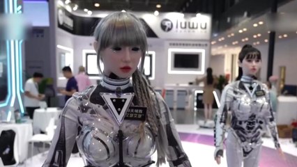 세계로봇콘퍼런스 베이징 개막...로봇 100여 종 첫선 / YTN