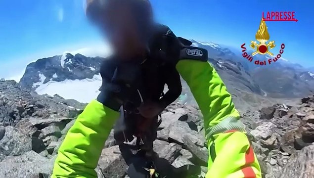 Montagna, escursionista salvato in elicottero sulla cresta di Punta Levanna: il video dei soccorsi