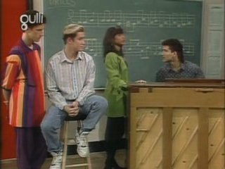 Sauvés par le Gong 1/2 La Chanson du Lycée