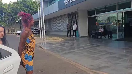 Mulher trans foragida é presa em Ceilândia por descumpir regras do regime aberto