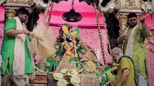 Banke Bihari Mandir Corridor: SC का आया ये फैसला