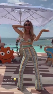 Flavia Mihasan - 20-24.07.2023 \ Reel vechi (16.03.2023).Alina Tănasă. \Living, workout. La Colors Experience. Parc,puradei.\La mare,Venus, Mera Hotels.Piscină,plajă.\Super Neatza de Weekend, Mera Onix. Pe plajă, dans.\Reclamă cosmetice.