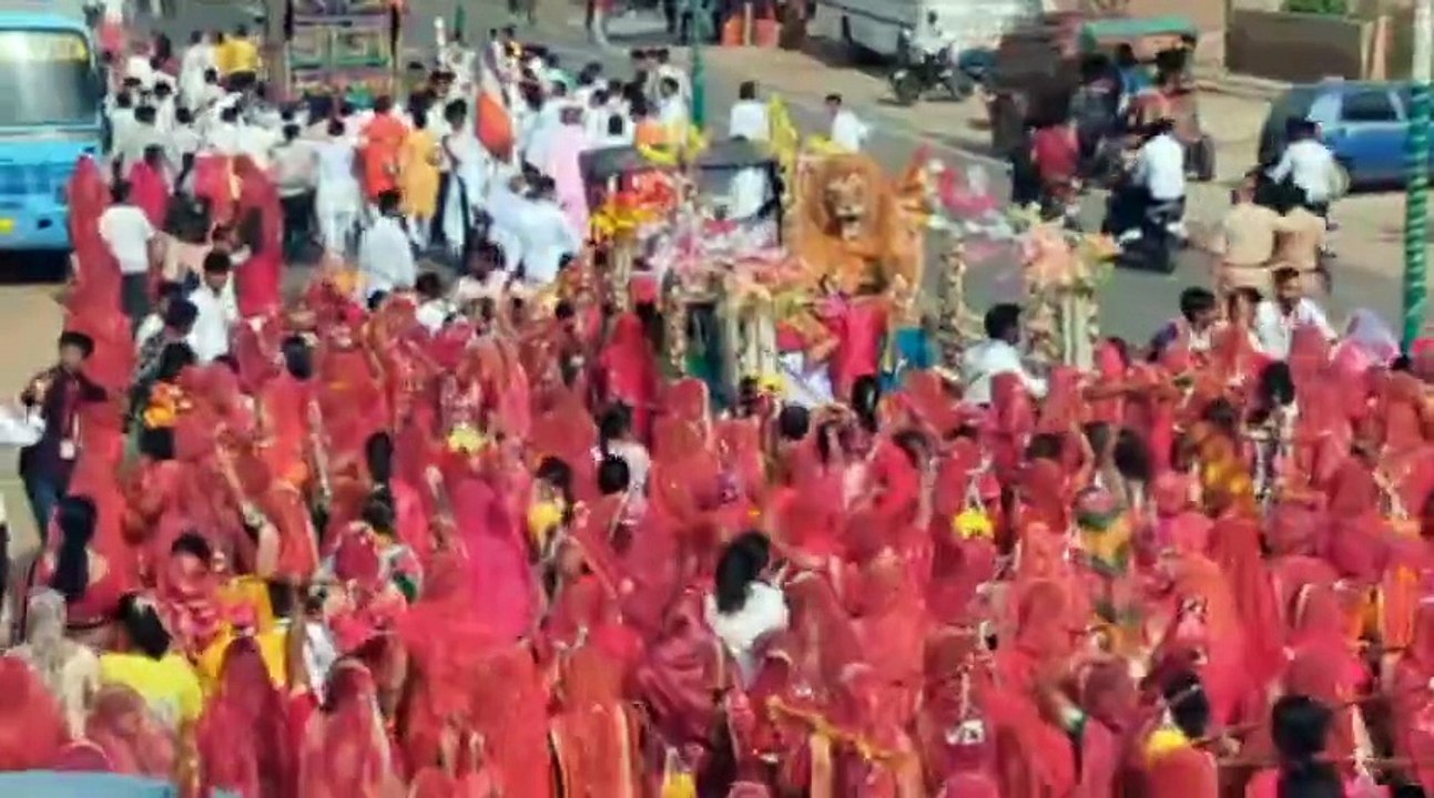111 किलो कांवड़, नृसिंह झांकी और अघोरियों का नृ...