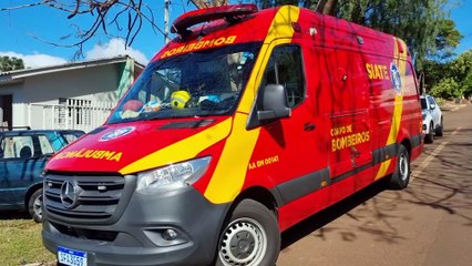 Homem de 65 anos é socorrido pelo Siate após sofrer queda no bairro Canadá