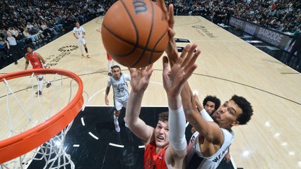 Victor Wembanyama's freakish defensive plays of 2024-25 season