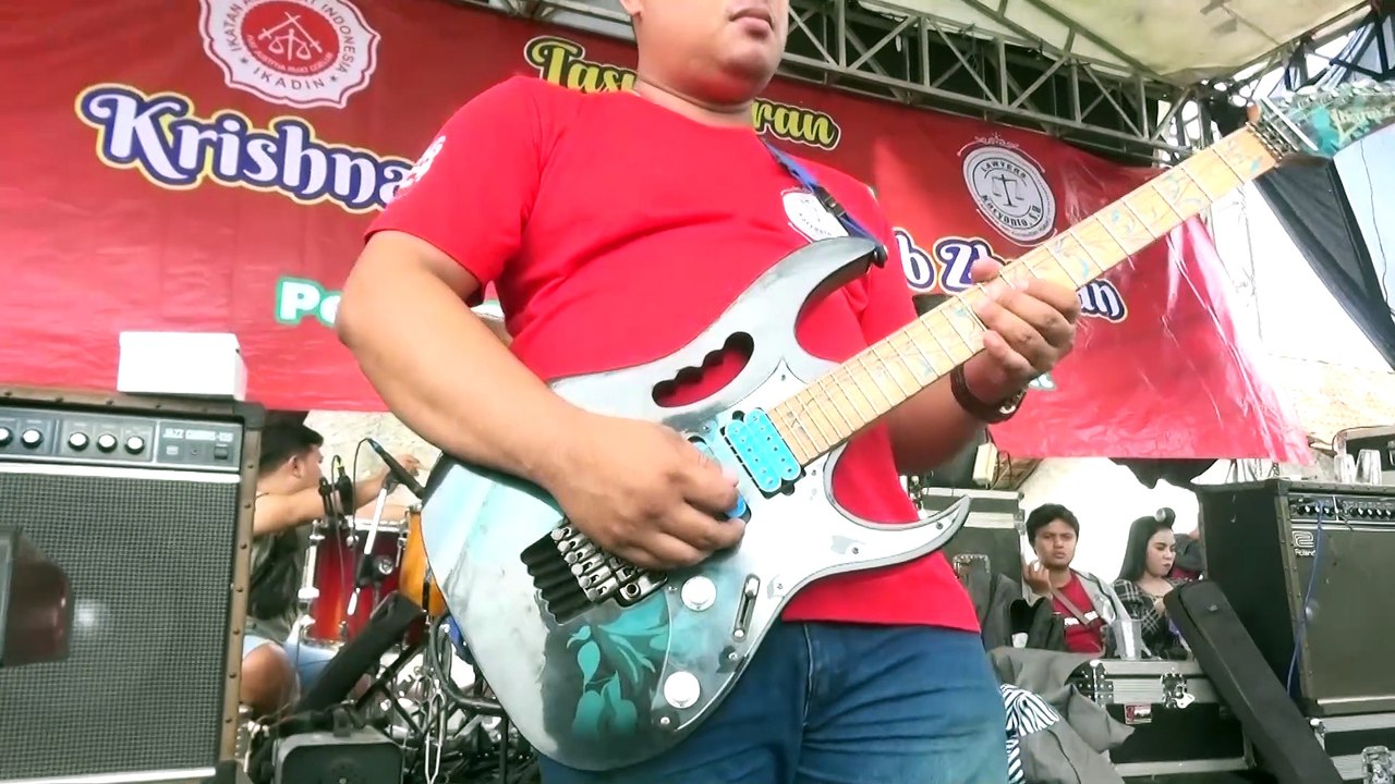 OJO DIBANDINGKE ( FEBY MAHARANI ) - NEW BINTANG YENILA