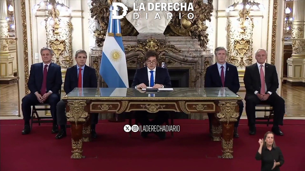 El presidente Javier Milei afirmó que el Congreso hizo "un papel lamentable" al voltear sus reformas: "Usando causas nobles como excusas, promulgan leyes que irremediablemente llevan a la quiebra nacional".
