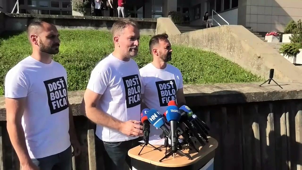 ZÁZNAM: Opozícia kritizuje Šaškove stanovisko k tendru, nič podľa nej nevysvetlil