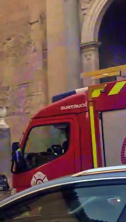 Espagne : L’incendie qui s’est déclaré hier soir dans la célèbre mosquée-cathédrale de Cordoue, joyaux du patrimoine mondial de l’Unesco est désormais éteint