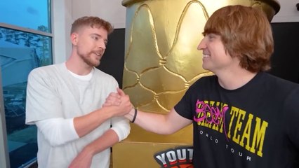 “I Secretly Hid Inside MrBeast’s House For 24 Hours 😱🏠”