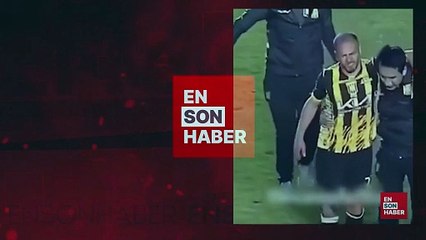 İsrailli taraftarlar futbolcuya havai fişek attı