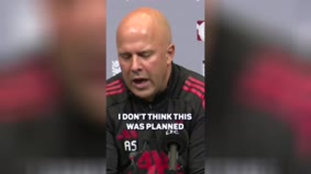 Slot defends Palace fans who disrupted Diogo Jota tribute