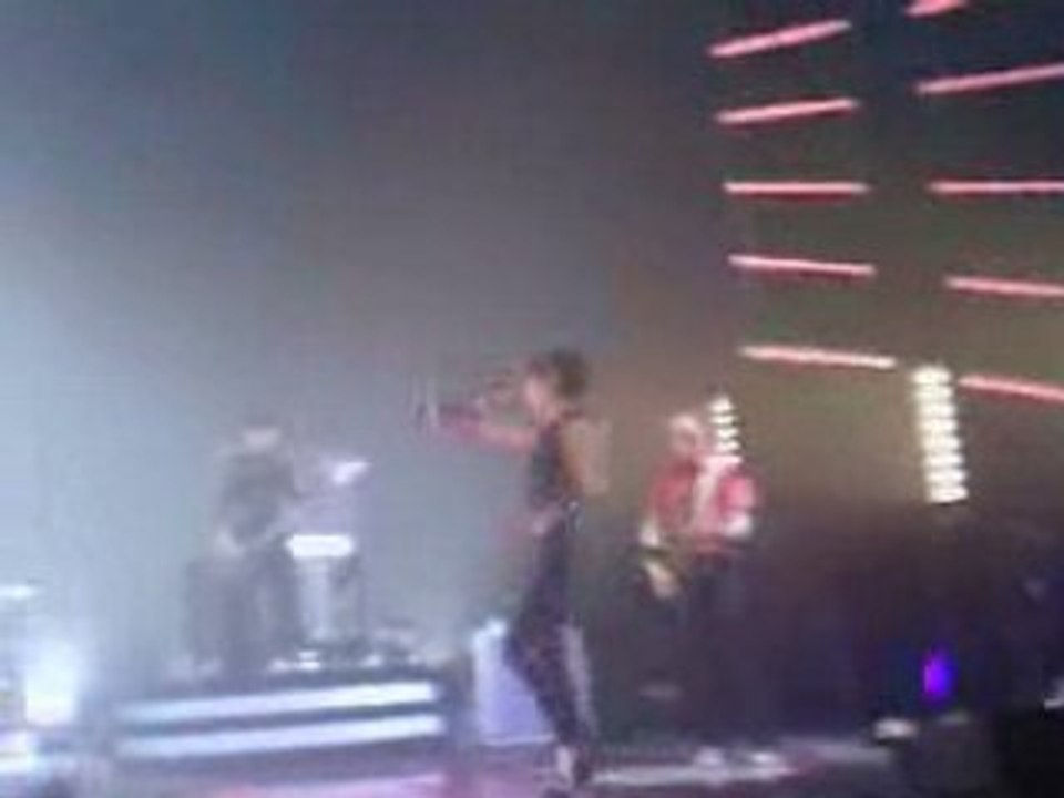 Superbus 27/11/07 Elispace Beauvais