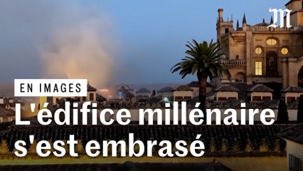 La mosquée-cathérale de Cordoue en proie aux flammes