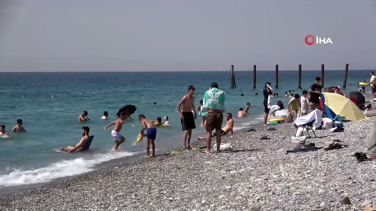 Suyu tertemiz üstelik cilde faydalı: Buraya gelen denizi aramıyor
