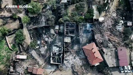 Çanakkale'de çıkan orman yangının etkisi havadan ve karadan görüntülendi