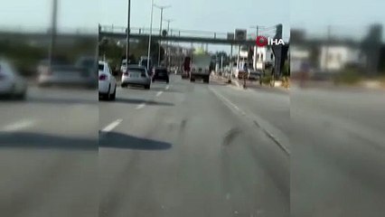 Taşıdığı yükü yola savurarak ilerledi: Cezadan kaçamadı