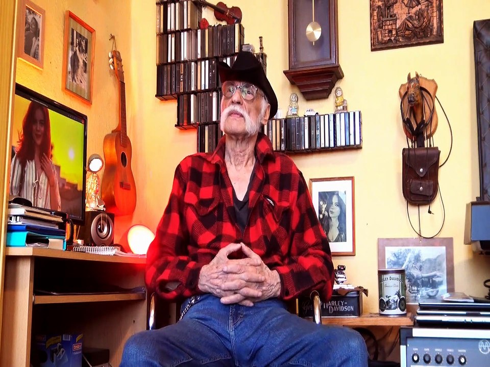 7529  Samstag Hüfte