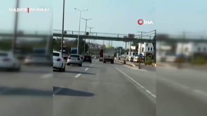 Taşıdığı yükü yola savurarak ilerledi: Cezadan kaçamadı