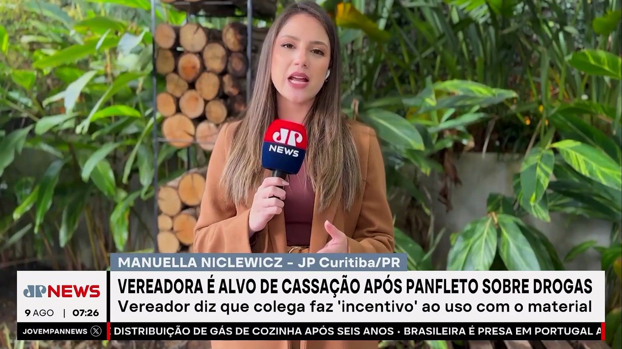 Vereadora é alvo de cassação após panfleto sobre uso de drogas