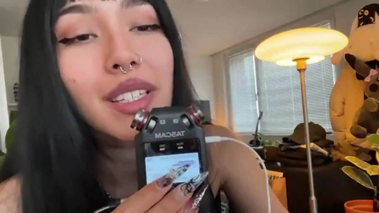 ASMR ☆ TASCAM TINGLES (mouth sounds, hair on mic, more)