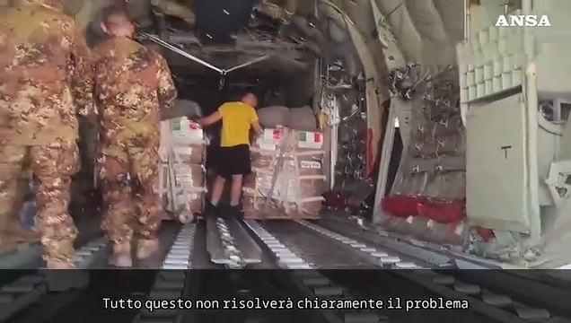 Gaza, partito il primo carico di aiuti umanitari italiani aviotrasportati da Amman