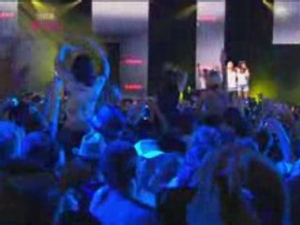 Nelly ft. Kelly Rowland - Dilemma - Radio 1 2008