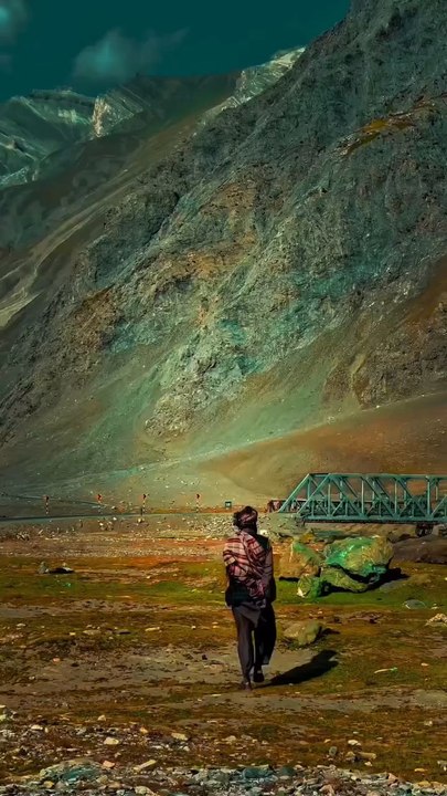 नौकरी से पता का होला